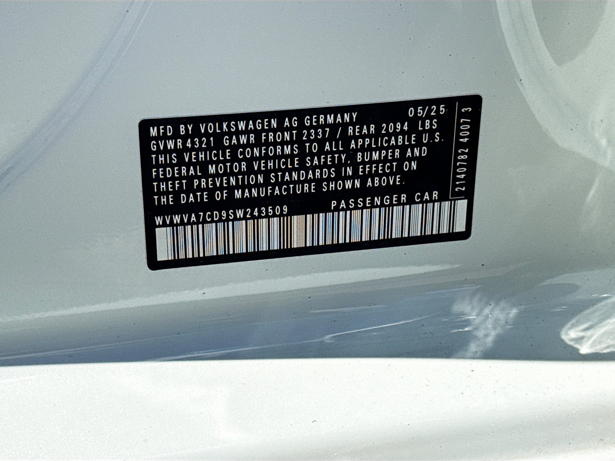 Used 2025 Opal White Pearl Volkswagen Autobahn image 43
