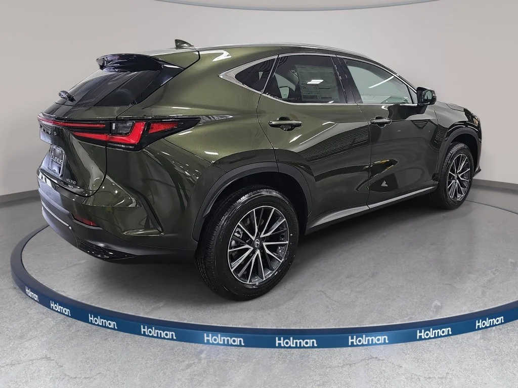 New 2026 Nori Green Pearl Lexus PREMIUM image 5