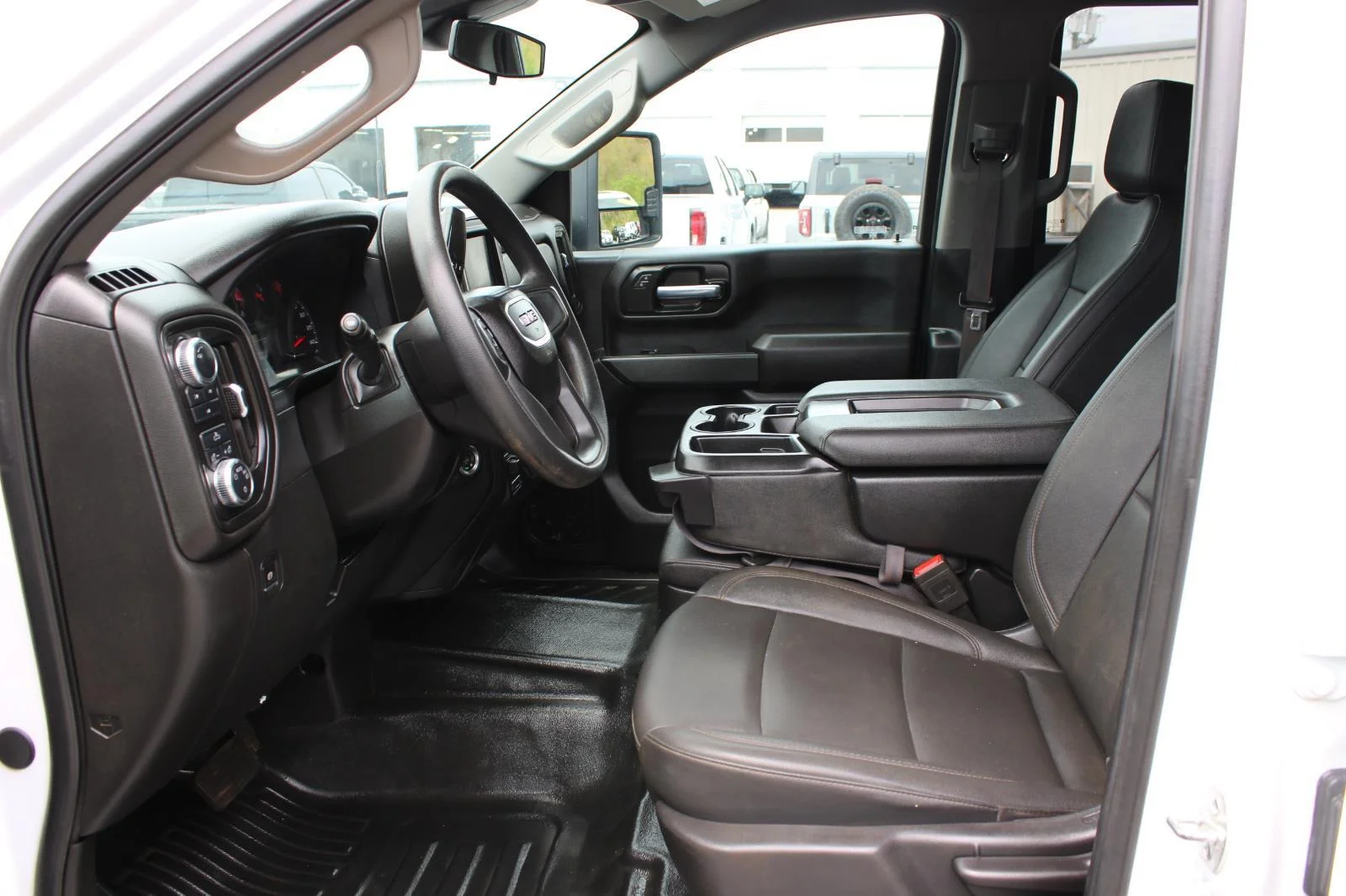 Used 2025 Summit White GMC Pro image 15