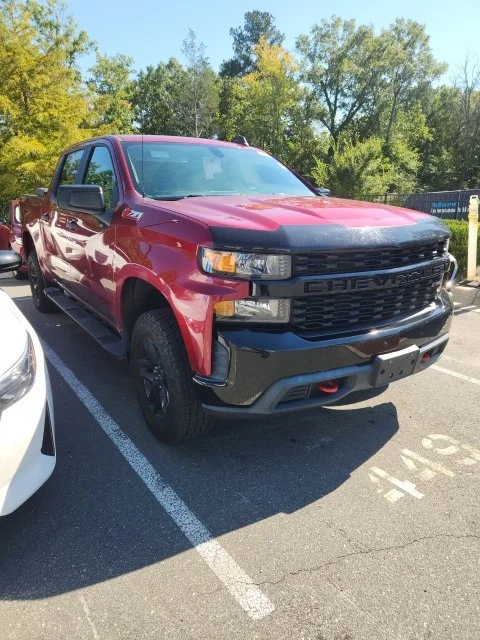 Used 2020 Red Chevrolet Custom Trail Boss image 9