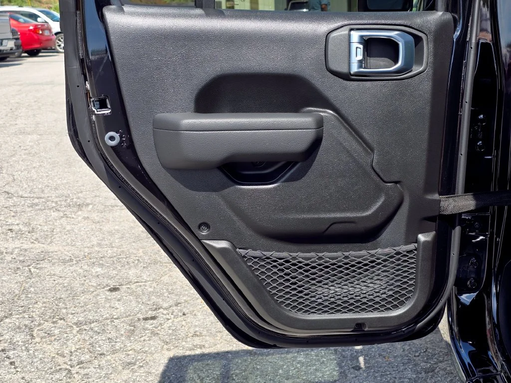New 2026 Black Jeep 85th Anniversary Edition image 38