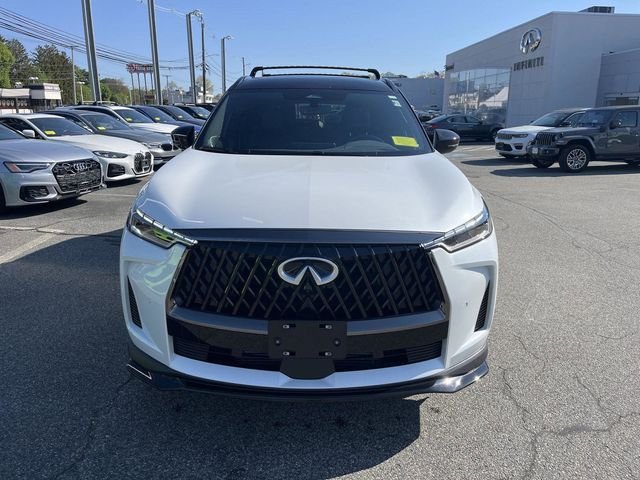 Certified Used 2026 White / Black INFINITI SPORT image 8