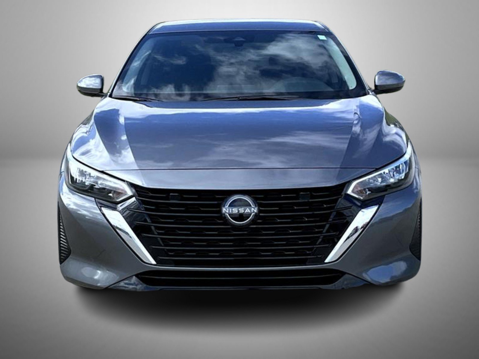 Used 2025 Gray Nissan S image 2