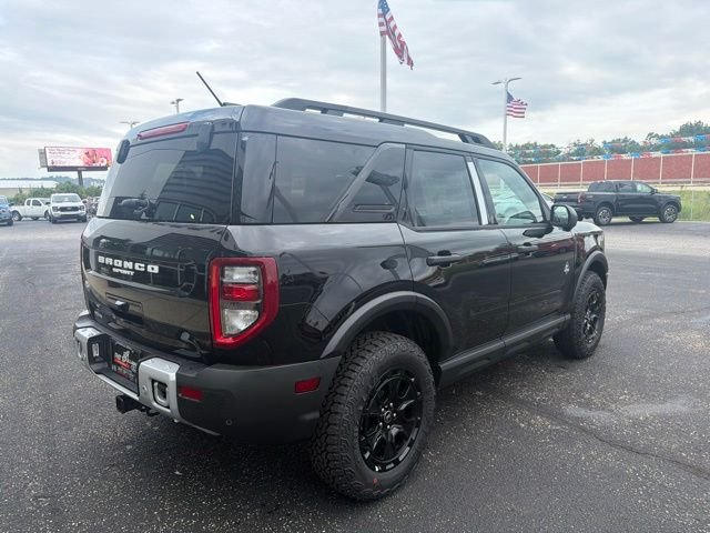 New 2026 Shadow Black Ford Outer Banks® image 3