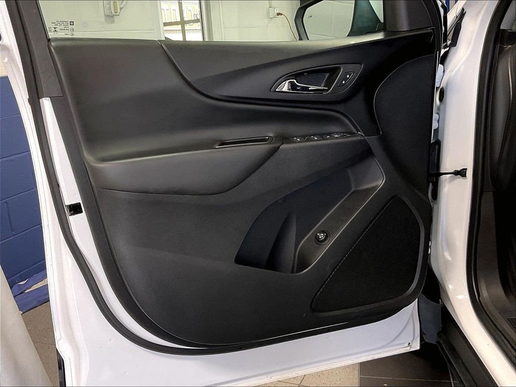 Used 2024 White Chevrolet LT image 8