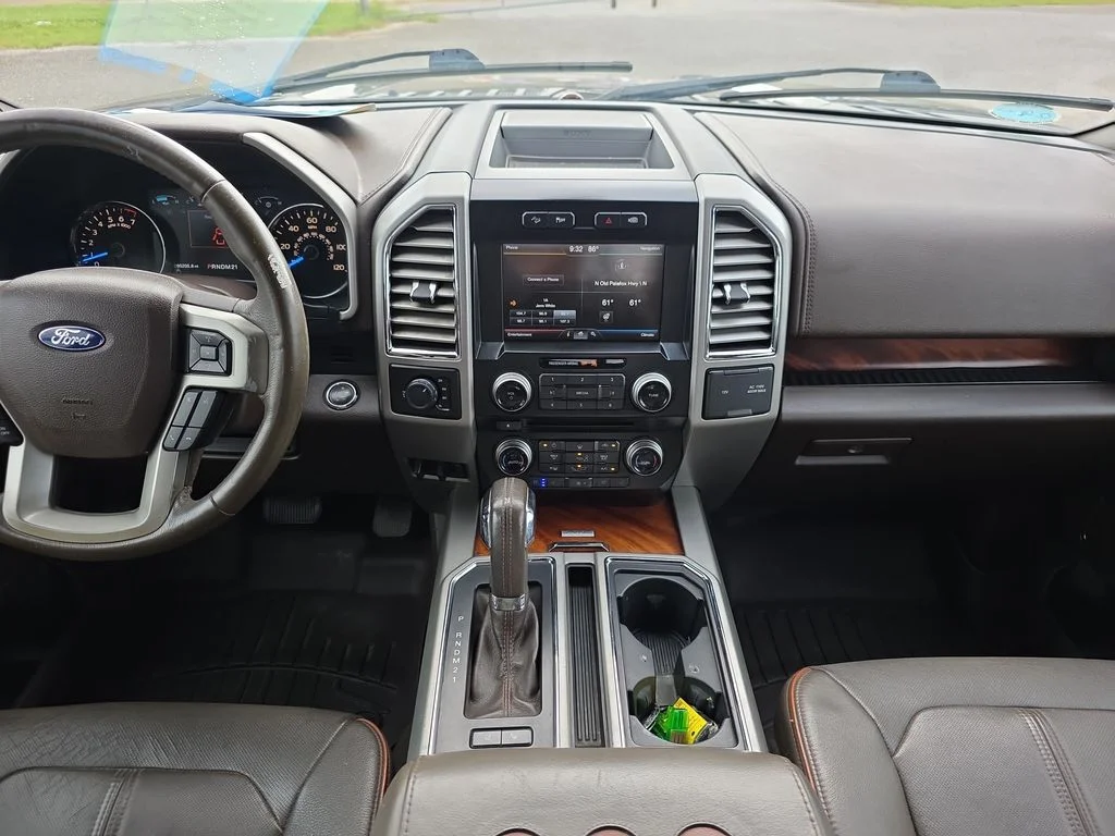 Used 2015  Ford King Ranch image 17
