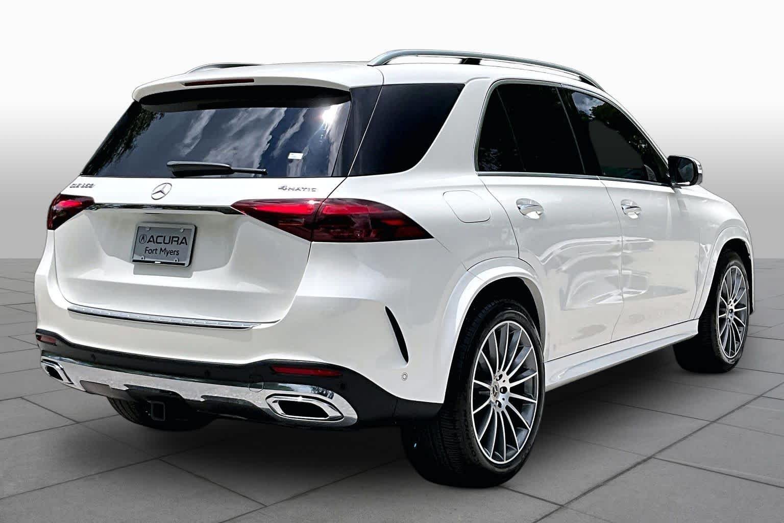 Used 2024 MANUFAKTUR Diamond White Metallic Mercedes-Benz GLE 350 image 13