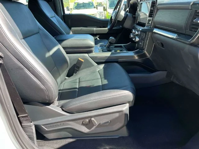 Used 2023 Avalanche Ford XLT image 23