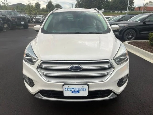 Used 2019 White Platinum Tri-Coat Metallic Ford Titanium image 2
