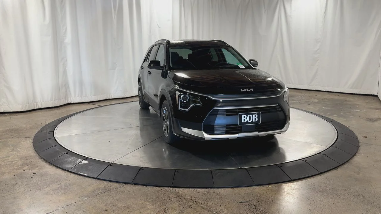 New 2026 Aurora Black Pearl Kia EX image 6