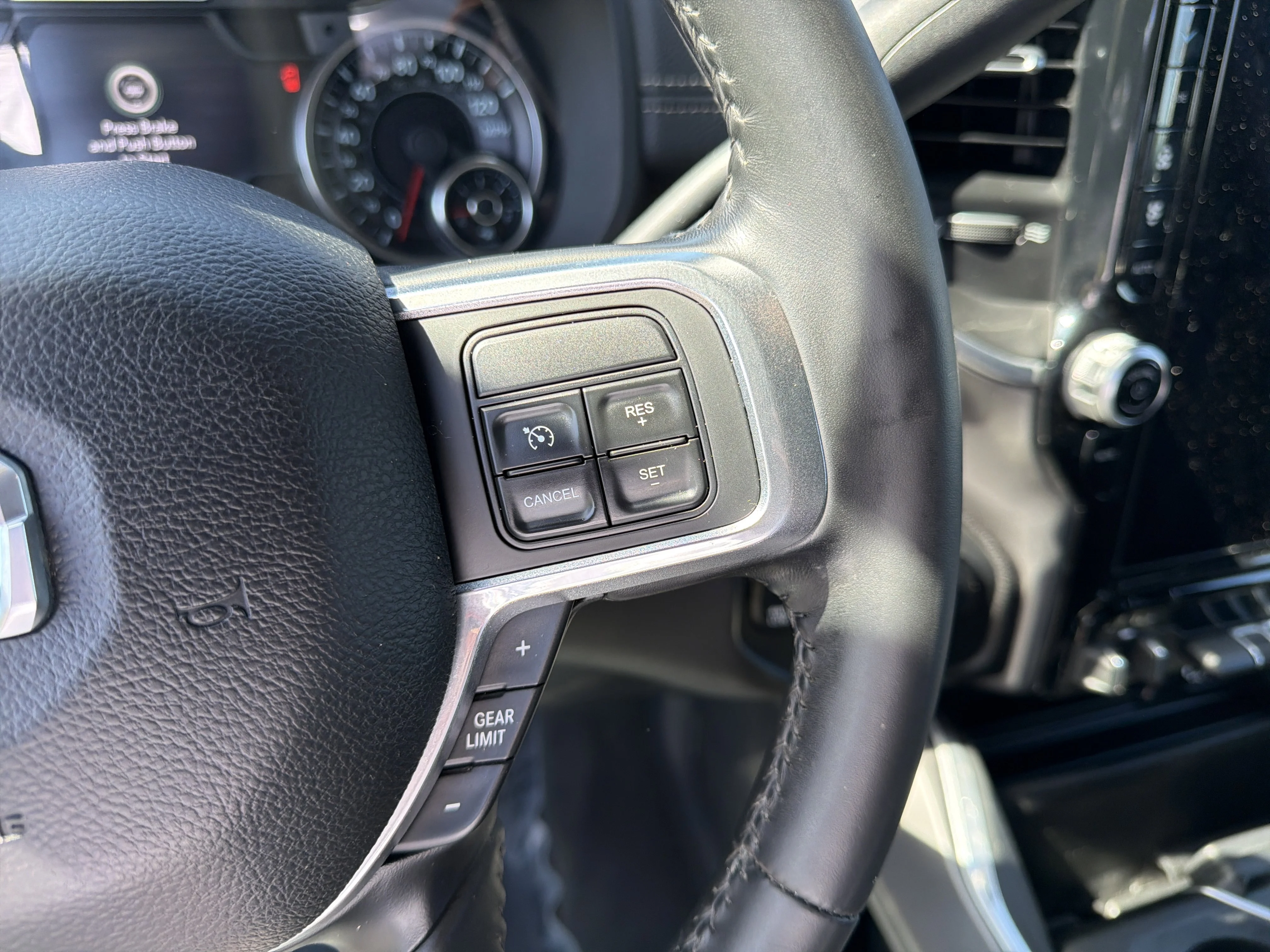 Used 2021 Diamond Black Crystal Pearlcoat Ram Laramie image 18