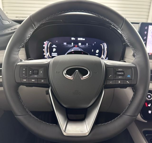 New 2026 2T GRPT SHDW INFINITI Autograph AWD image 16