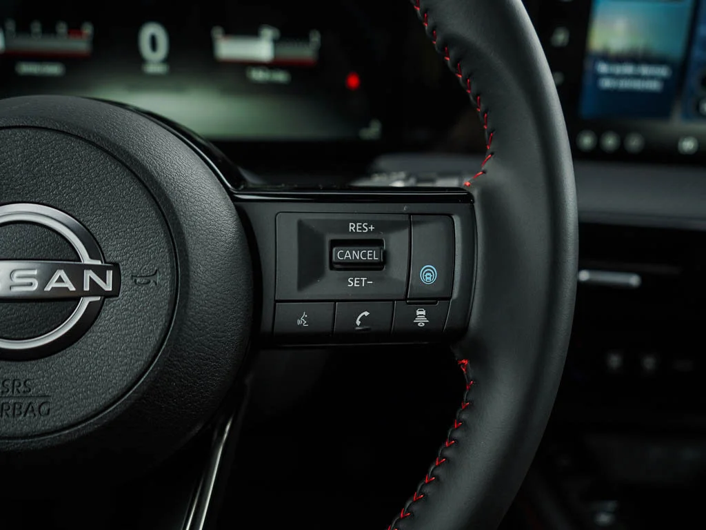 New 2026 Aspen White Tricoat Nissan SR image 20