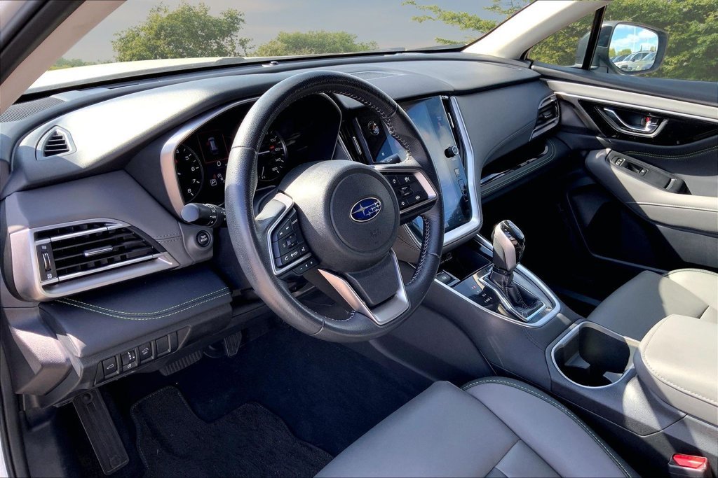 Used 2023 White Subaru Onyx Edition image 16