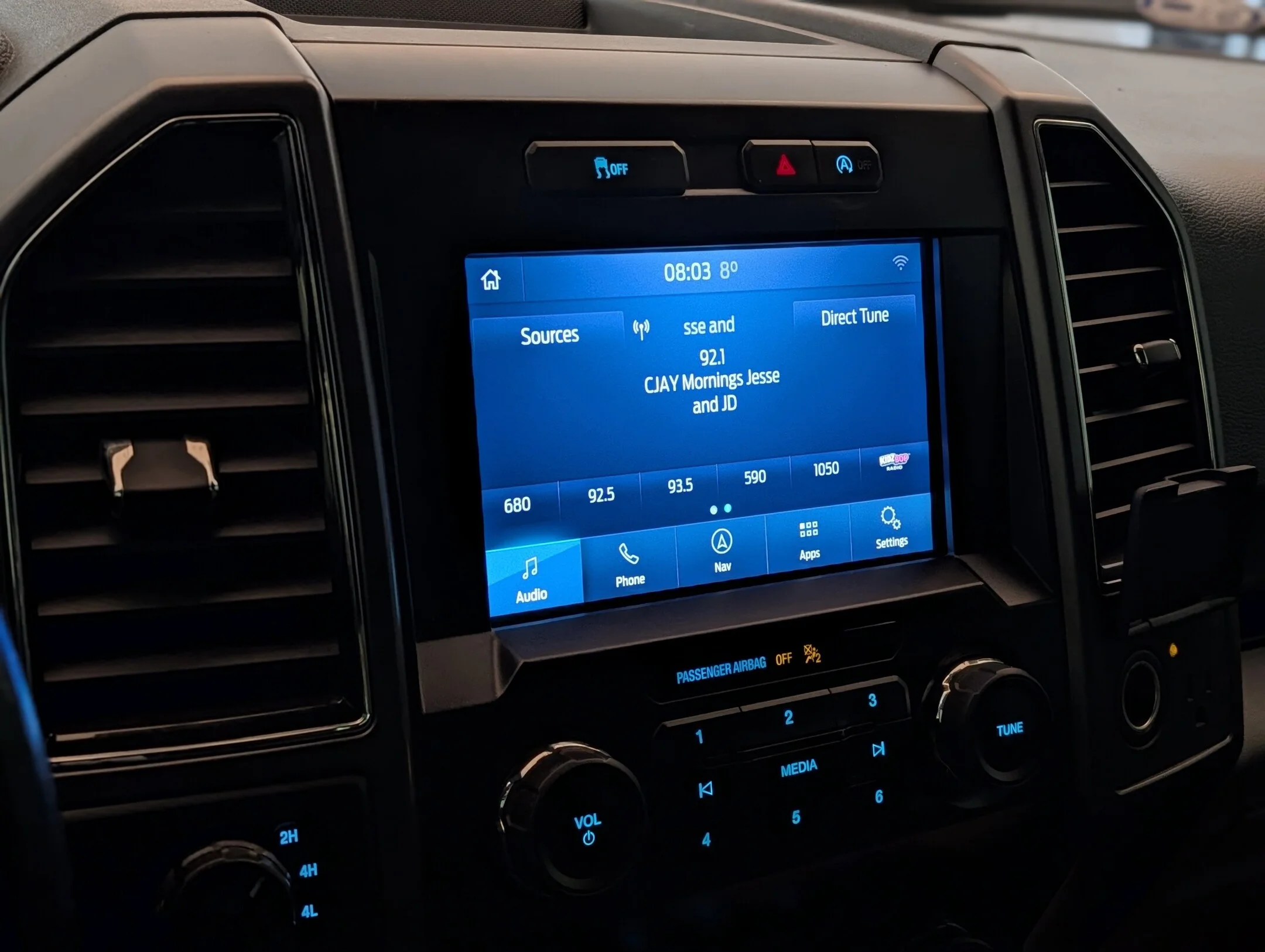 Used 2020 Black Ford XLT - 302A Pkg - 5.0L V-8 - Rear View Camera - XL 4WD SuperCrew 5.5 Box image 21