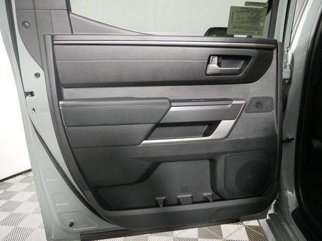 2026 Toyota Tundra SR5 - Photo 12
