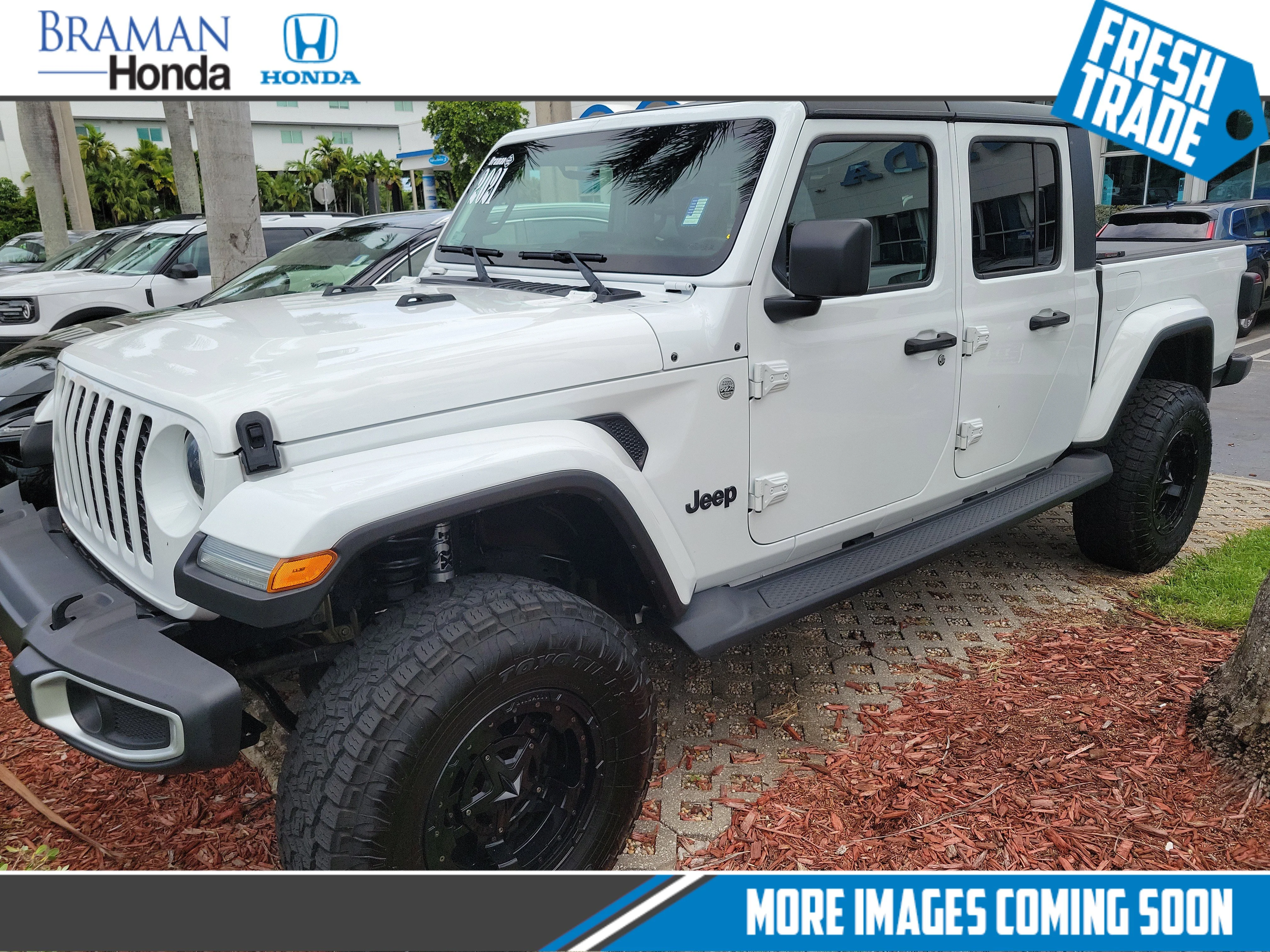 2021 Jeep Gladiator Sport S's photo