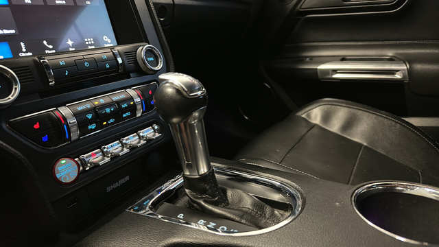 Used 2017 Shadow Black Ford GT Premium image 18