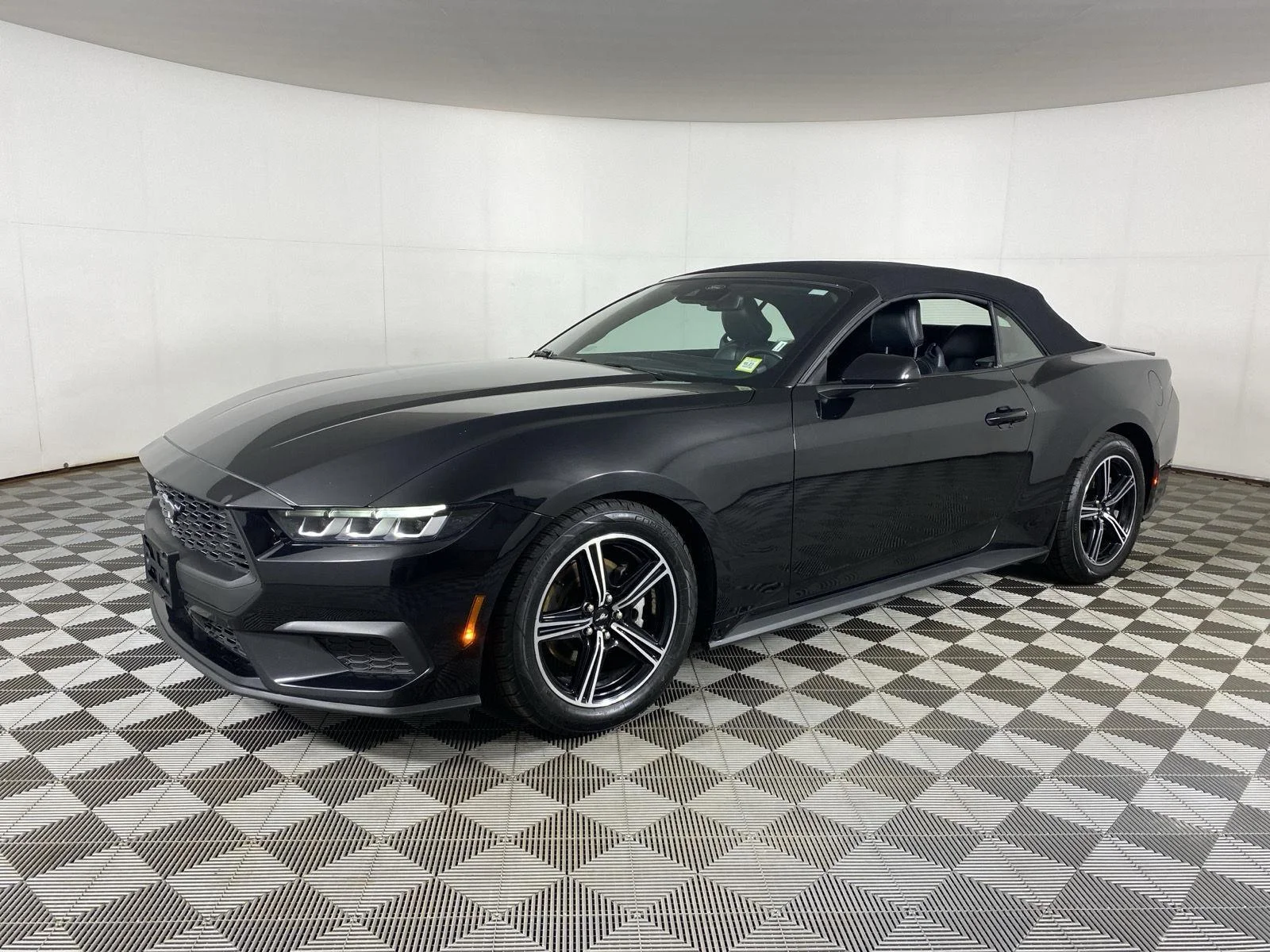 Used 2024 Shadow Black Ford EcoBoost Premium image 3