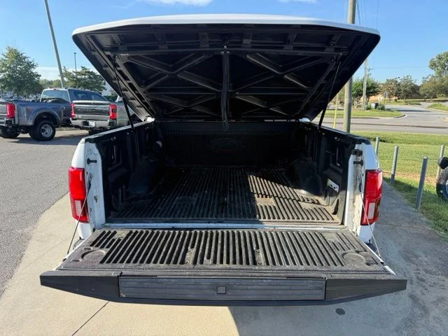 Used 2019 White Ford Lariat image 10
