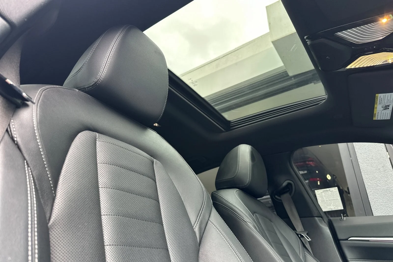 Used 2023 Black Sapphire Metallic BMW M50 image 15