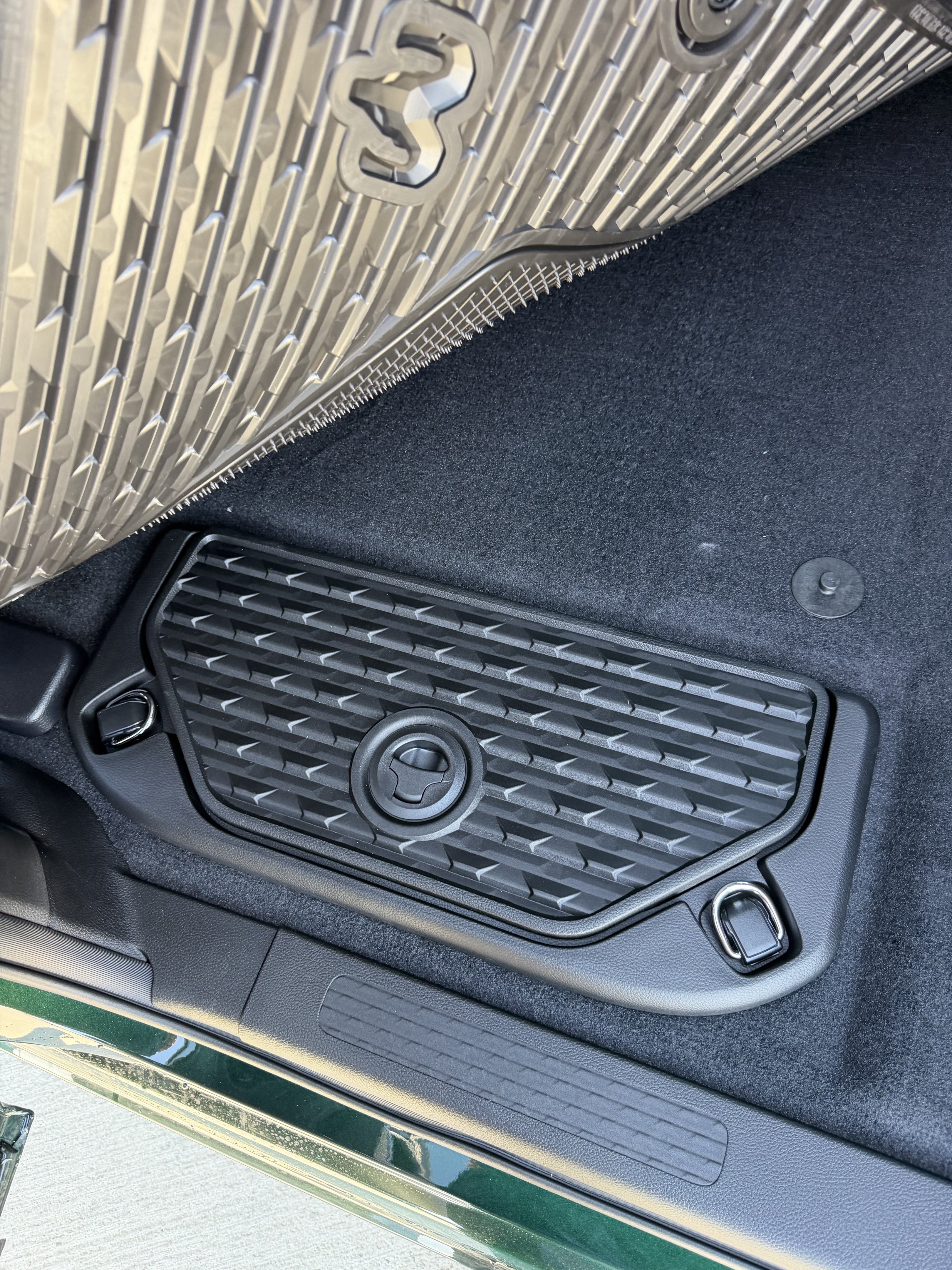 New 2026 Serrano Green Metallic Ram Laramie image 14