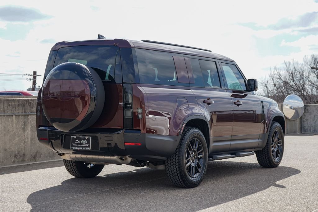 New 2026 Sedona Red Metallic Land Rover S image 10