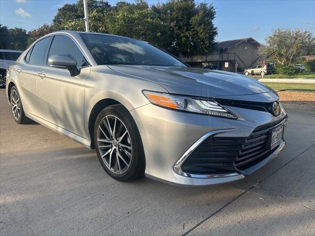 Certified Used 2023 CELESTIAL SILVER METALLIC Toyota  image 12