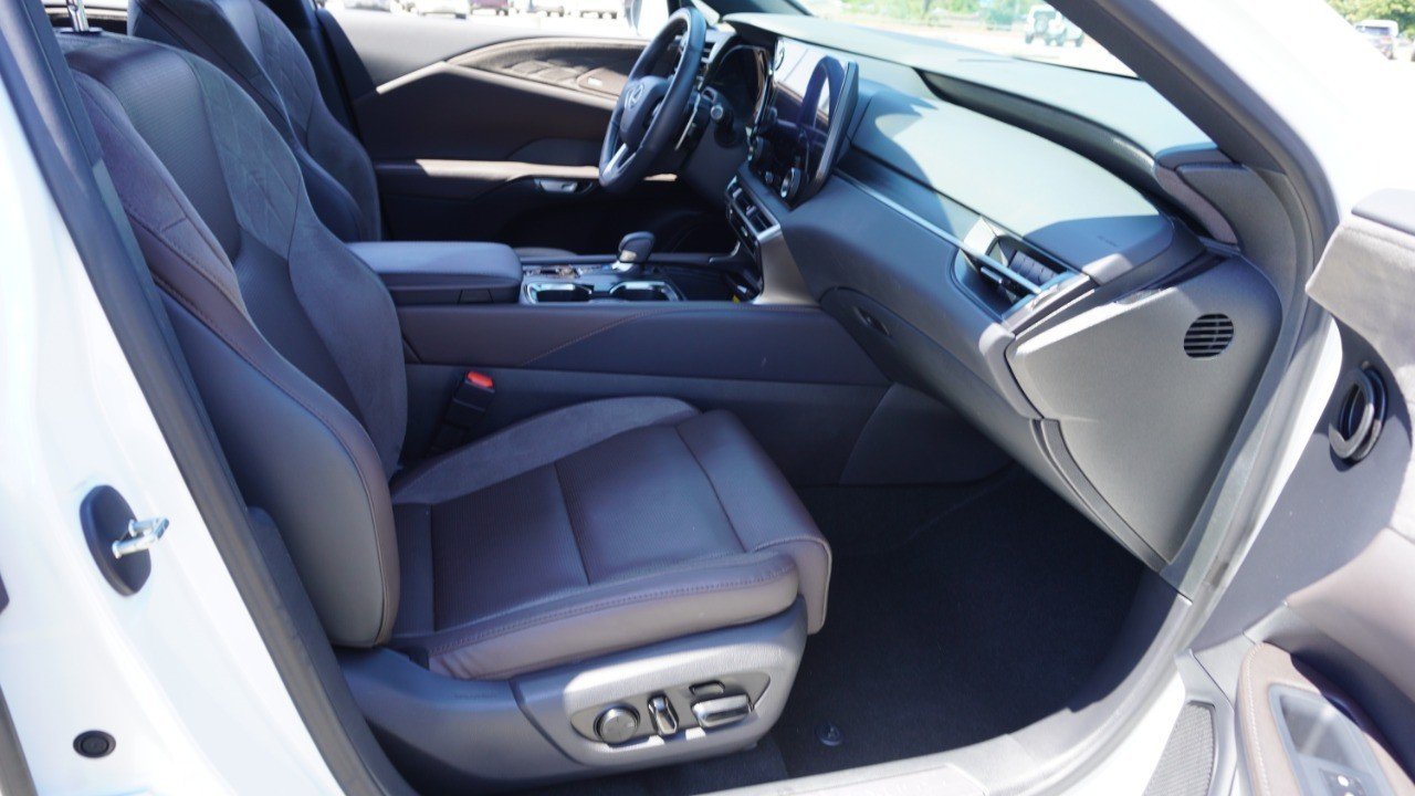Certified Used 2024 White Lexus RX 350 Luxury image 14