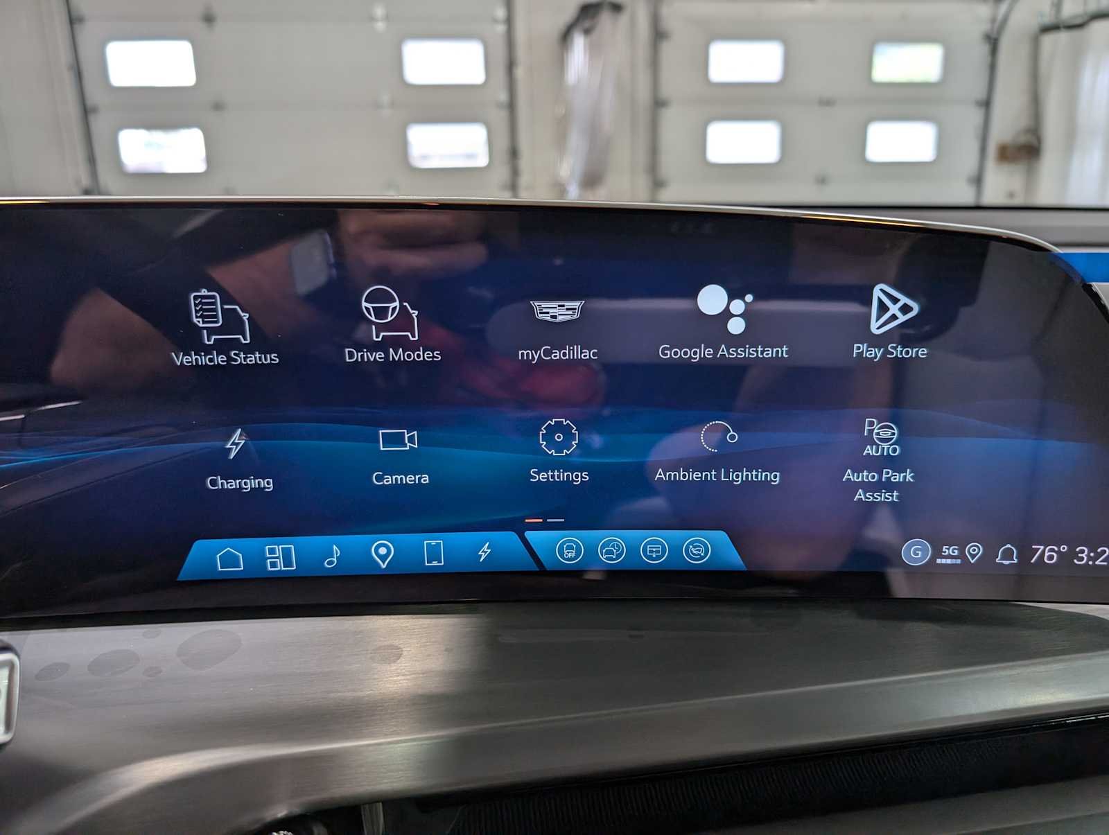 2026 Cadillac VISTIQ Luxury - Photo 24