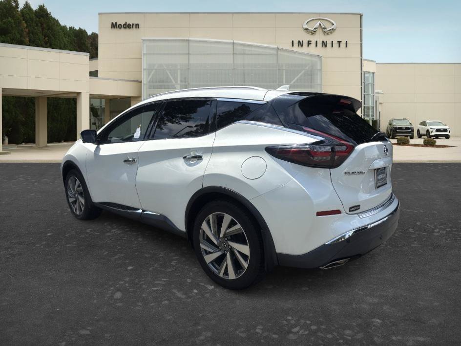 Used 2019 Pearl White Tricoat Nissan SL image 8