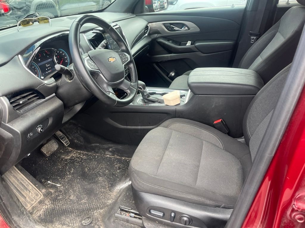 Used 2023 Red Chevrolet LT image 3