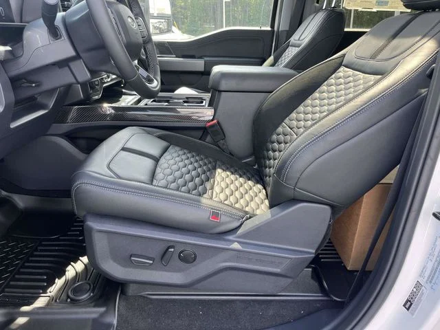 New 2026 Star White Metallic Tri-Coat Ford Lariat image 15