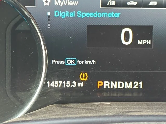 Used 2015 Ingot Silver Ford Platinum image 11