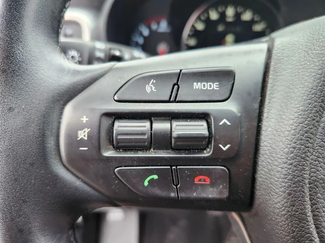 Used 2016 Silver Kia SX image 34