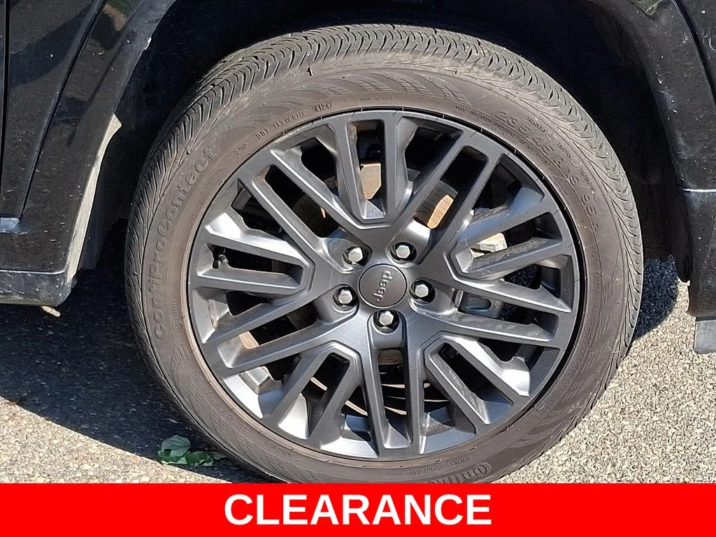 Certified Used 2022 Black Jeep Limited image 8