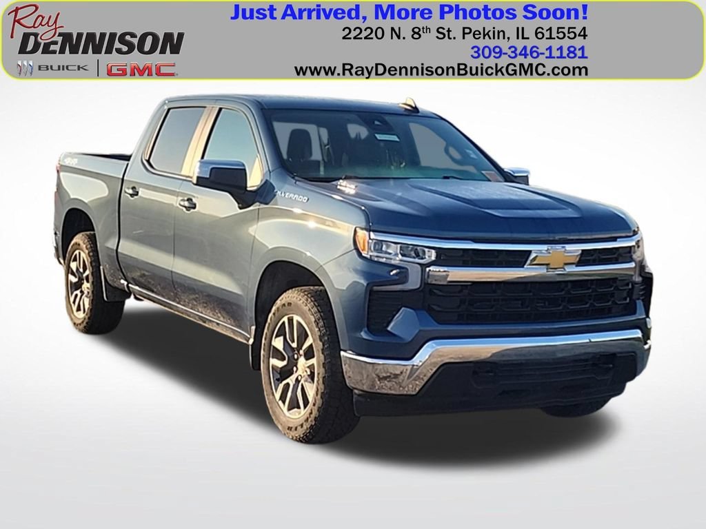 Used 2024 Lakeshore Blue Metallic Chevrolet LT (2FL) image 1