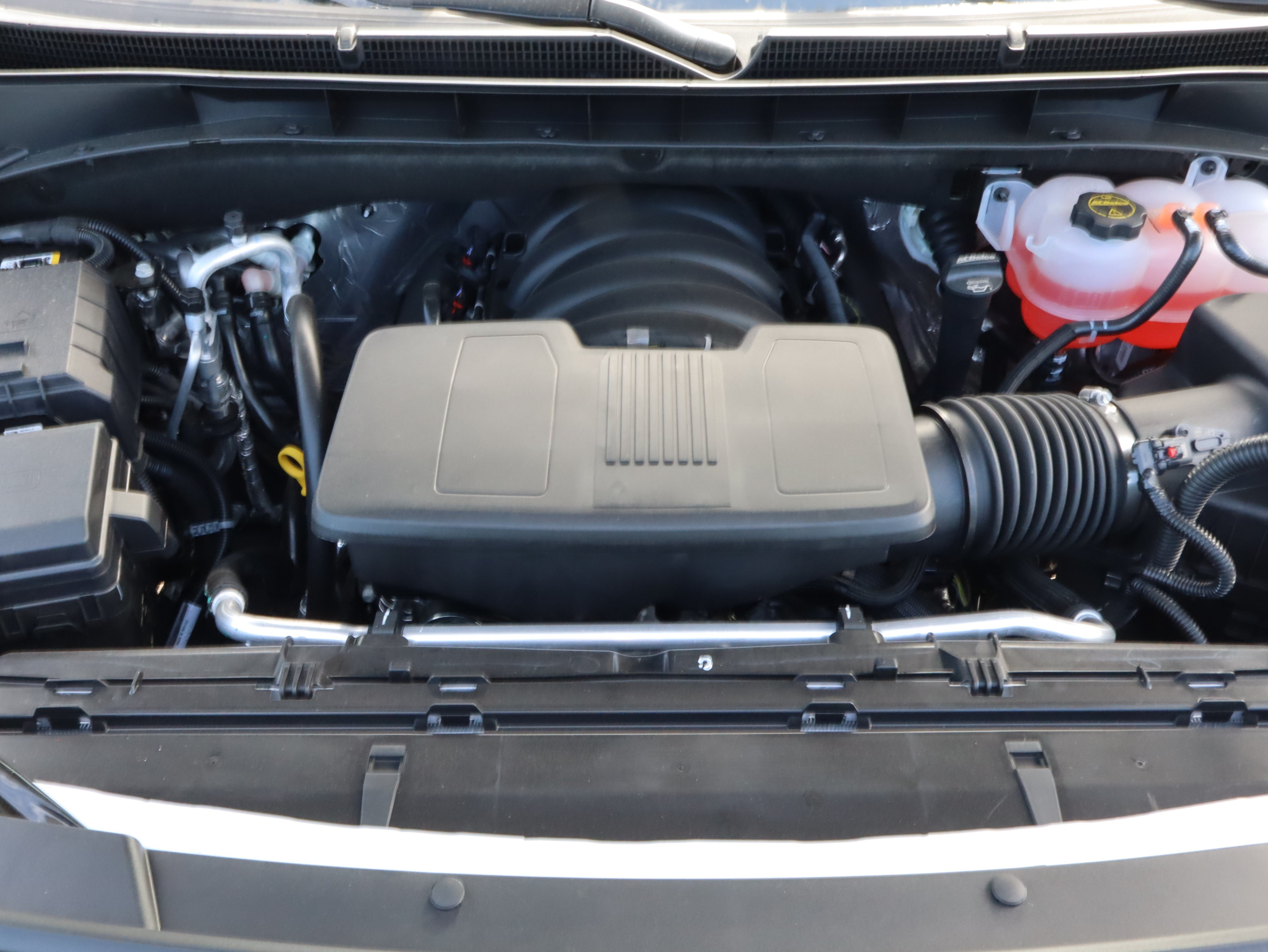 2026 GMC Yukon XL Denali - Photo 16