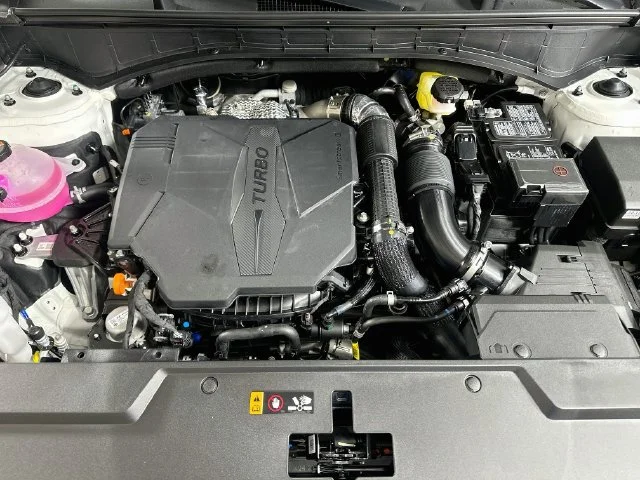 New 2027 White Hyundai SEL image 21