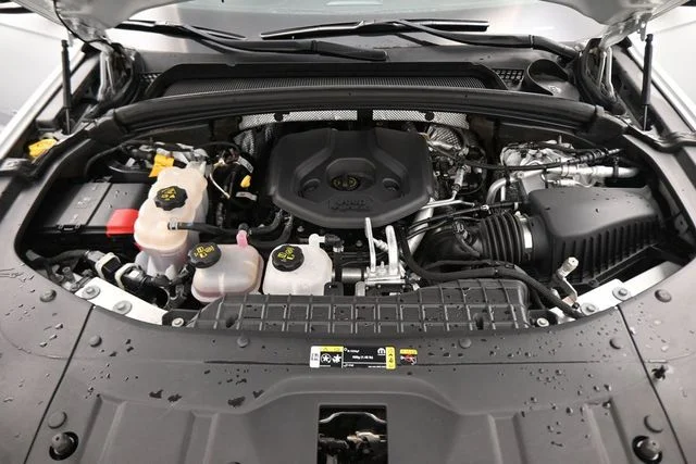 Used 2022 White Jeep 4xe image 29