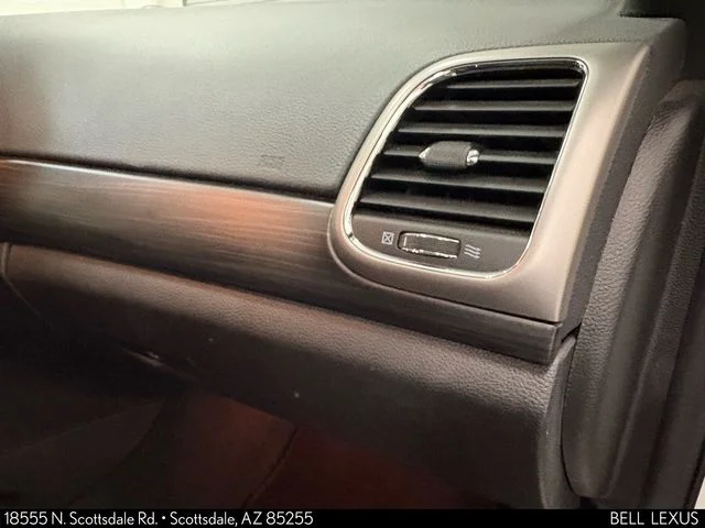 Used 2022 White Jeep Laredo X image 28