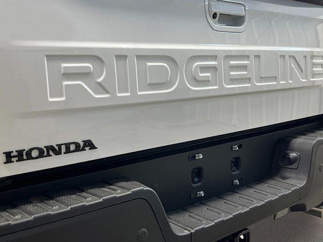 New 2026 Platinum White Pearl Honda Black Edition image 6