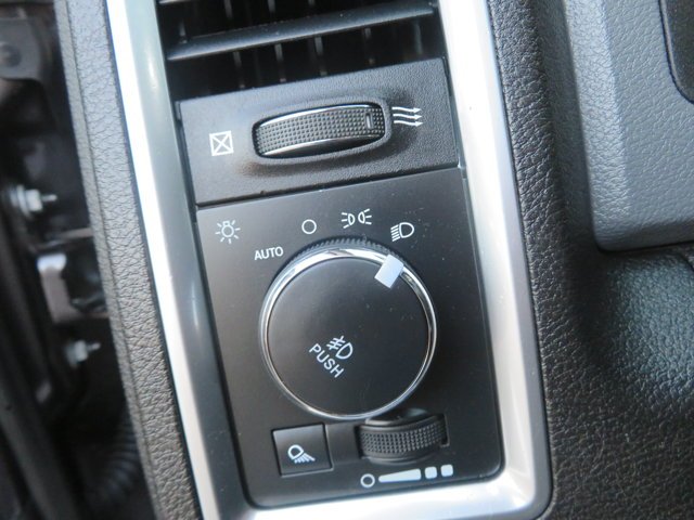 Used 2019 Granite Crystal Metallic Clearcoat Ram Warlock image 34