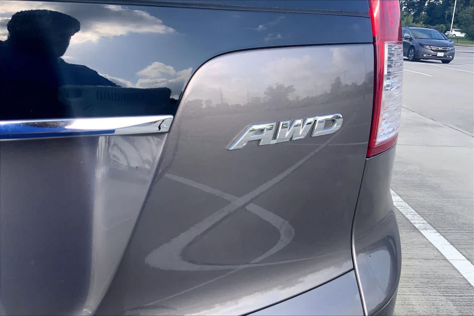 Used 2012 Urban Titanium Metallic Honda LX image 10
