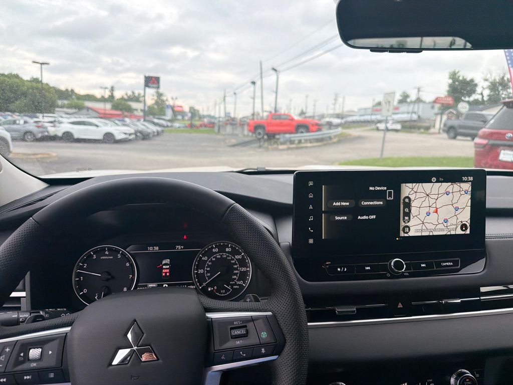 New 2026 White Mitsubishi SE 1.5T 2WD image 20