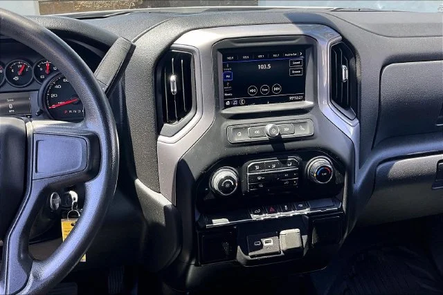 Used 2021 Summit White Chevrolet WT image 6
