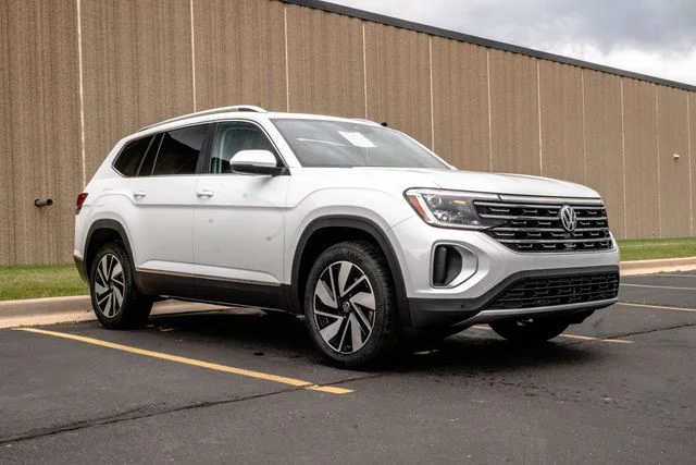2026 Volkswagen Atlas 2.0T SEL 4MOTION's photo