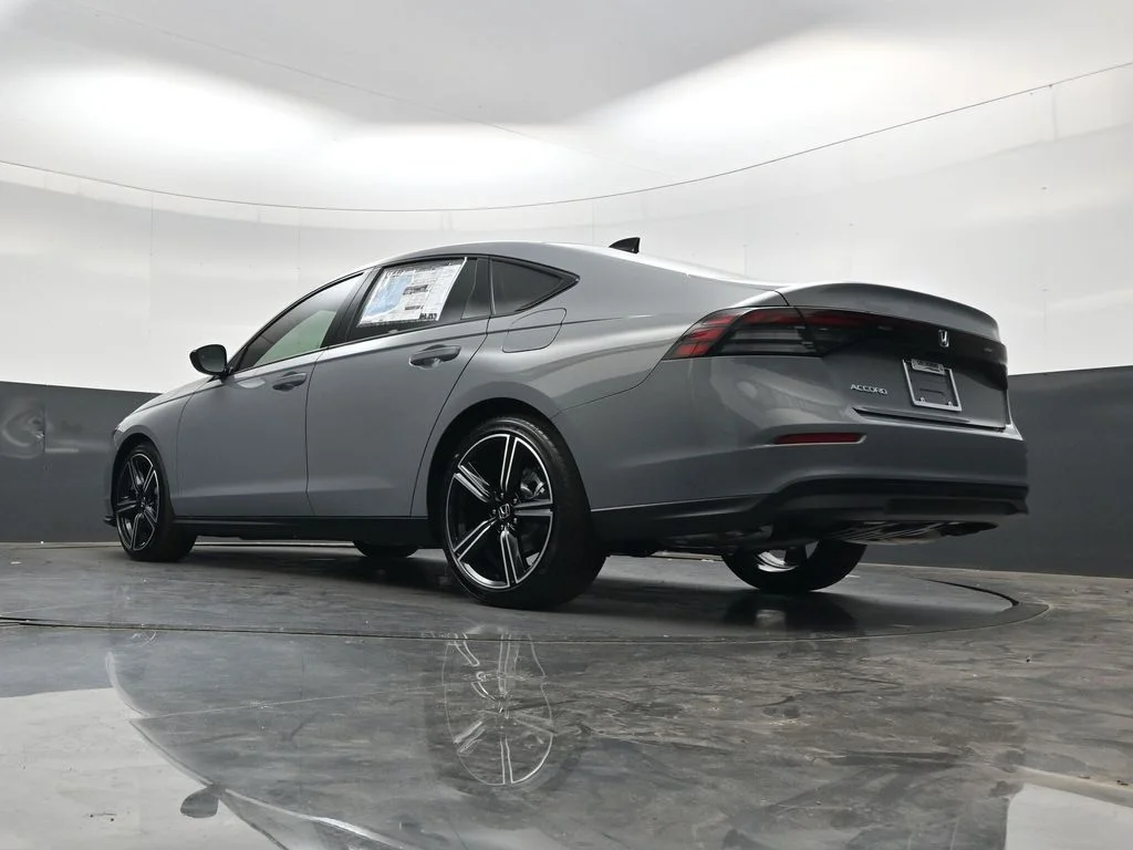 New 2026 Urban Gray Pearl Honda SE image 32