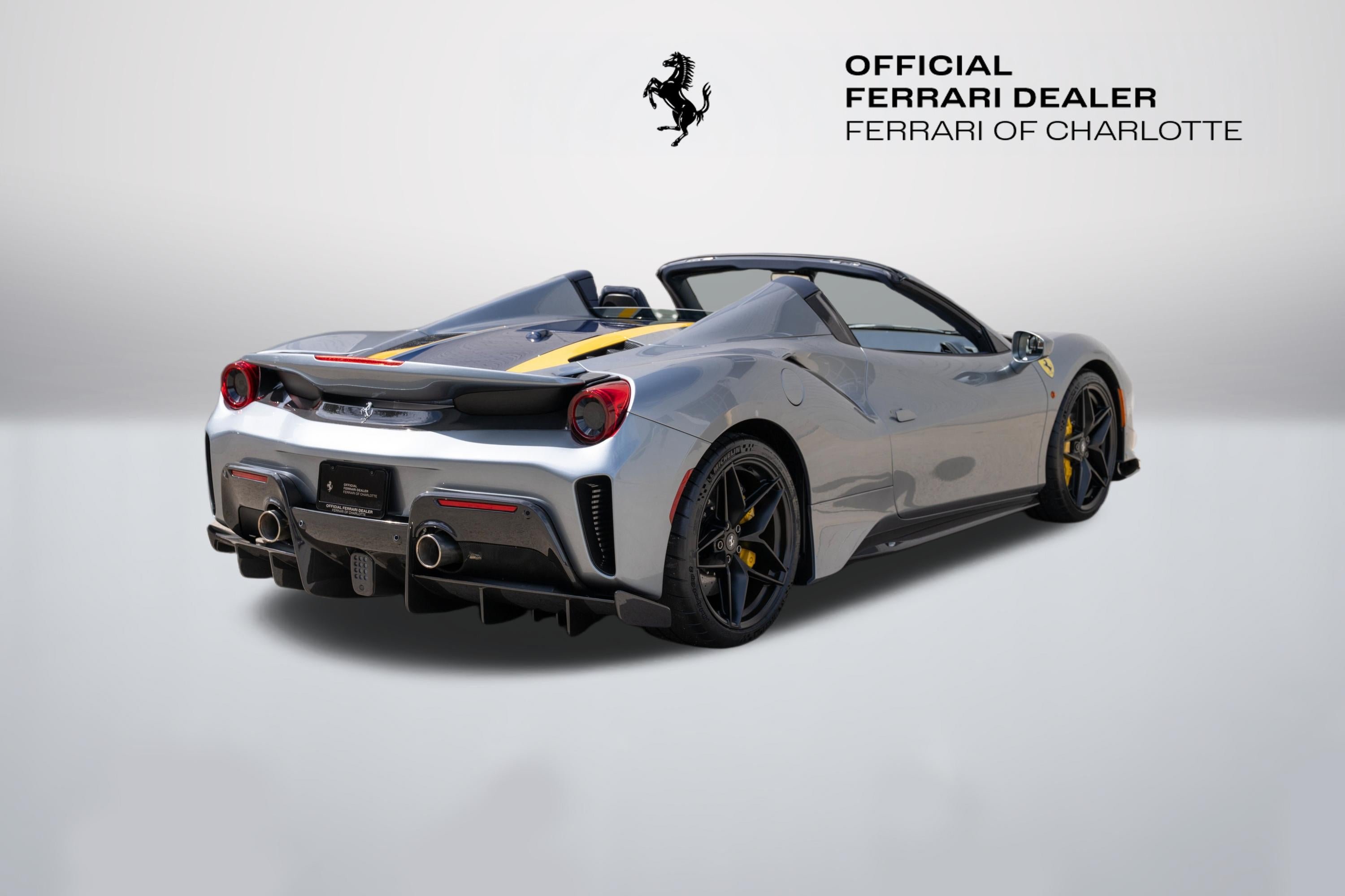 Used 2020 Grigio Titanio Metall Ferrari  image 8