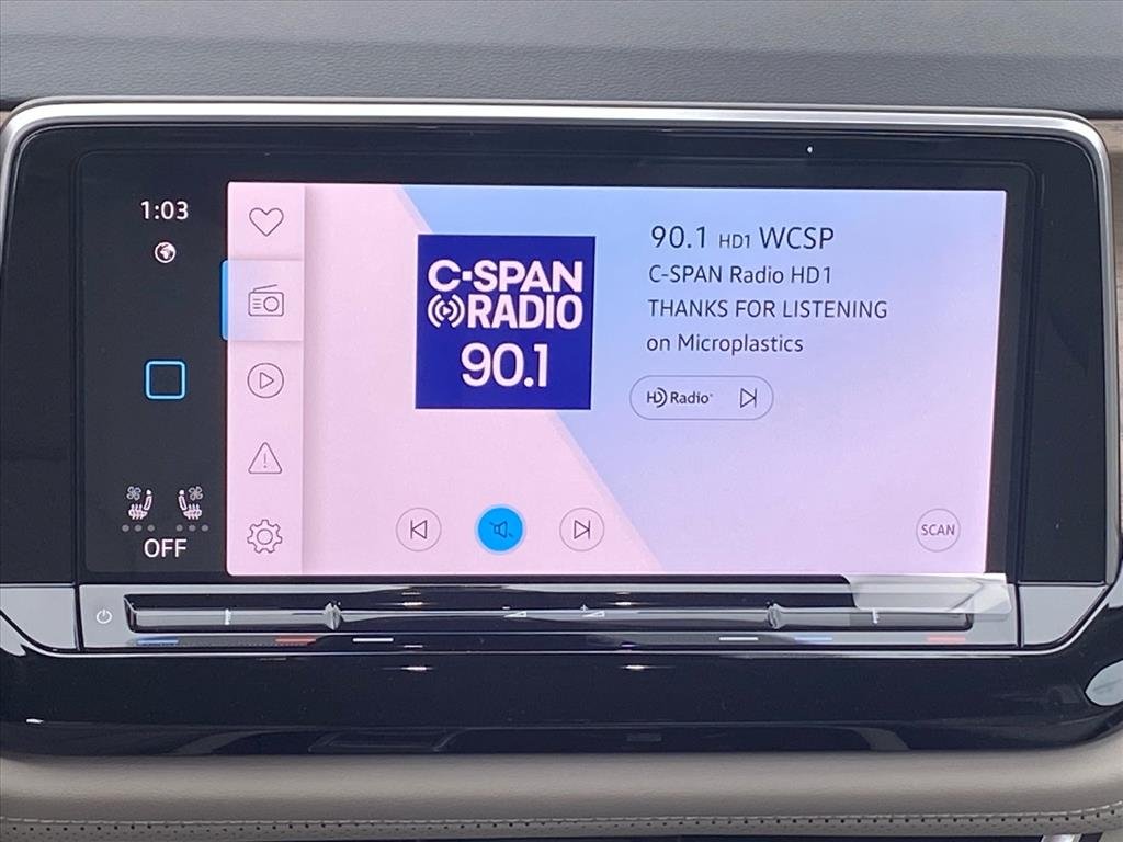 New 2026 Green Volkswagen 2.0T SE w/Technology image 5